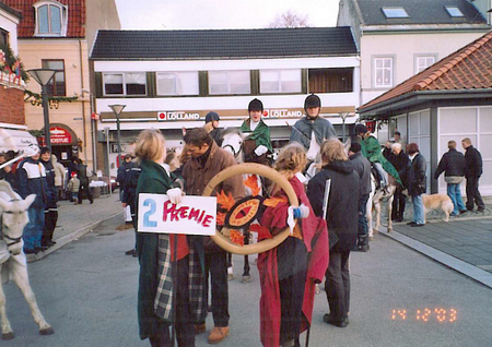 I 2003 blev vi til det årlige juleoptog